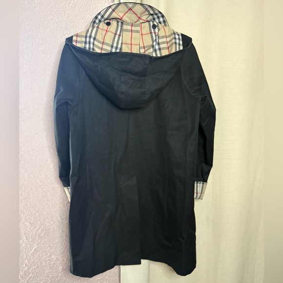 Burberry Carmen Black Coat - Picture 2 of 12